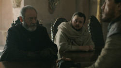 extant_GameOfThrones_8x06-TheIronThrone_7382