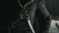 extant_GameOfThrones_8x06-TheIronThrone_7644