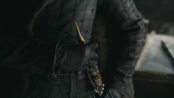 extant_GameOfThrones_8x06-TheIronThrone_7645