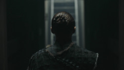 extant_GameOfThrones_8x06-TheIronThrone_7704
