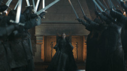 extant_GameOfThrones_8x06-TheIronThrone_7960